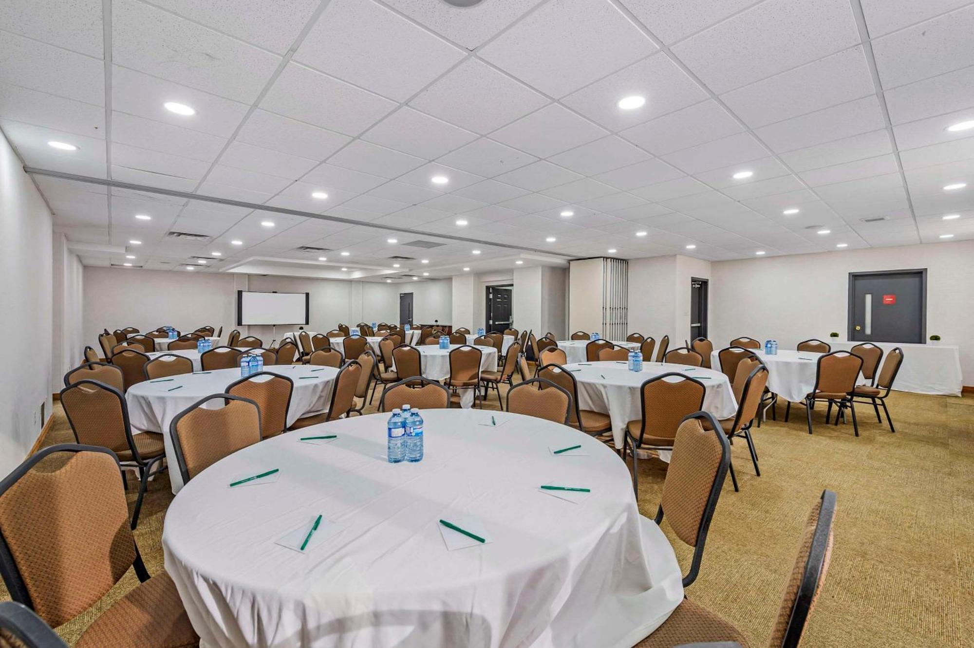 Quality Inn Ottawa Dış mekan fotoğraf